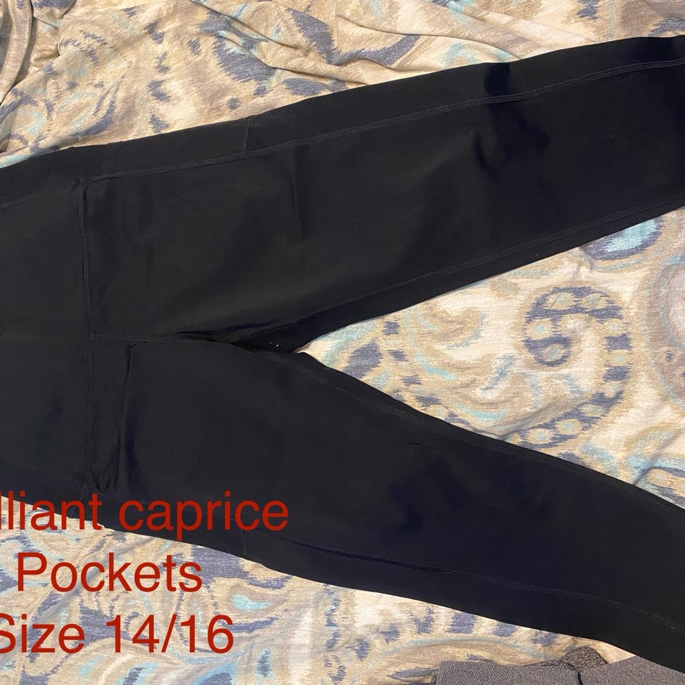 Brilliant Caprice Black Leggings